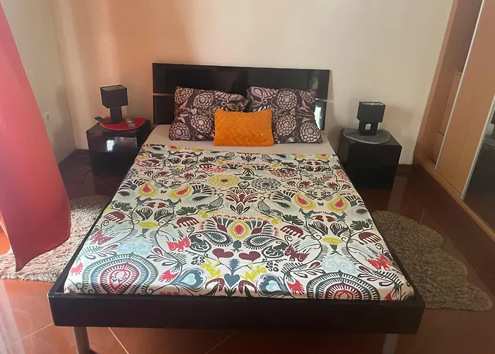Tarrafal House